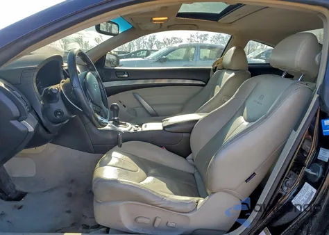 2013 Infiniti G37 z USA, uszkodzony, nr VIN JN1CV6EL2DM982233